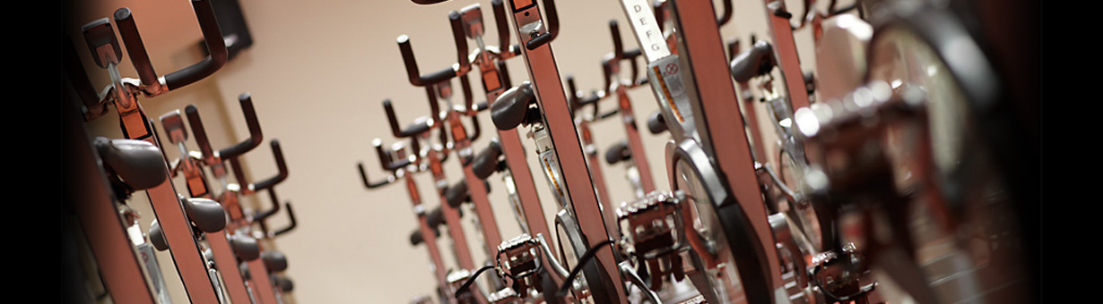 Primer plano bicis spinning